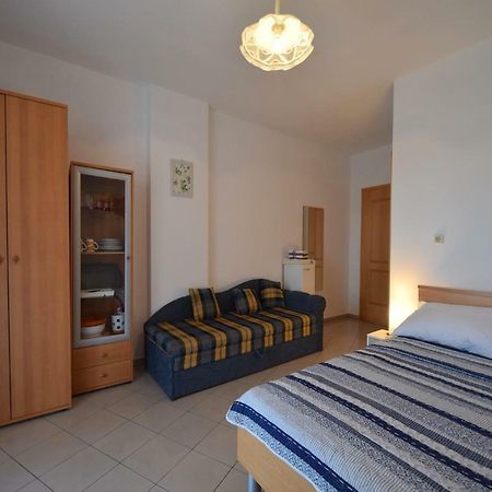 Apartments & Room Matic Malinska Exteriér fotografie