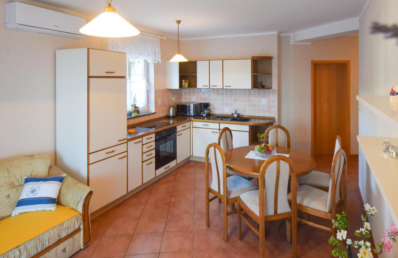 Apartments & Room Matic Malinska Exteriér fotografie