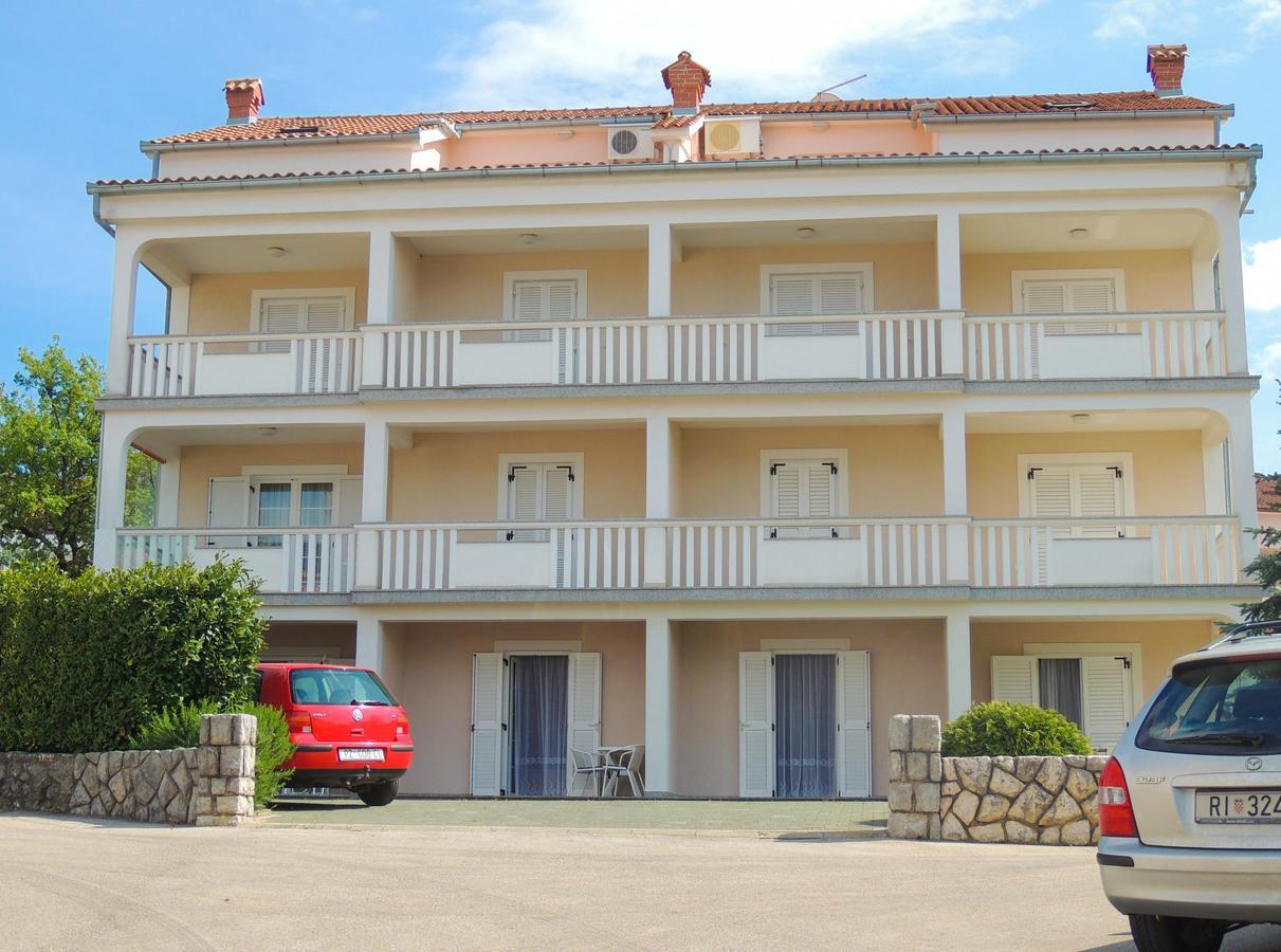 Apartments & Room Matic Malinska Exteriér fotografie